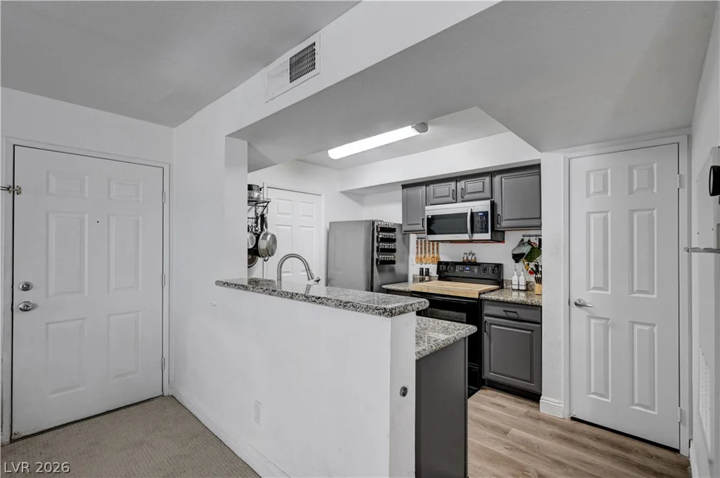 6800 Lake Mead, Las Vegas, NV 89156