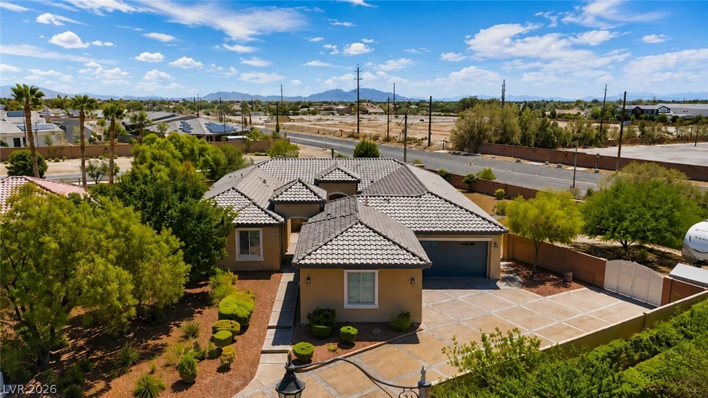 6883 May Basket, Las Vegas, NV 89131