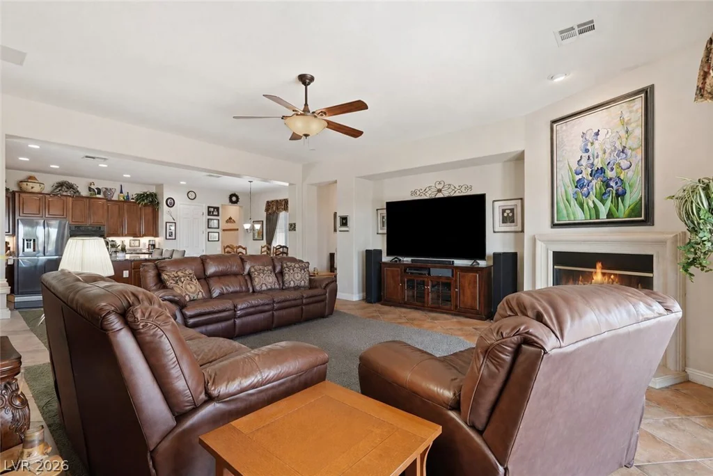 6883 May Basket, Las Vegas, NV 89131