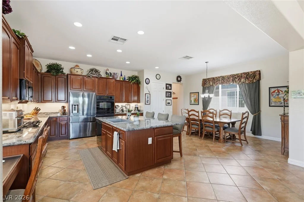 6883 May Basket, Las Vegas, NV 89131