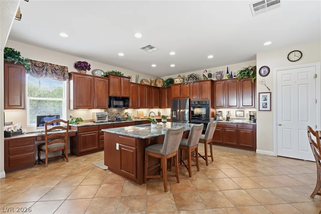 6883 May Basket, Las Vegas, NV 89131