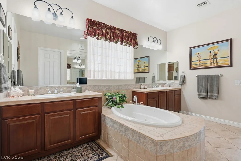 6883 May Basket, Las Vegas, NV 89131