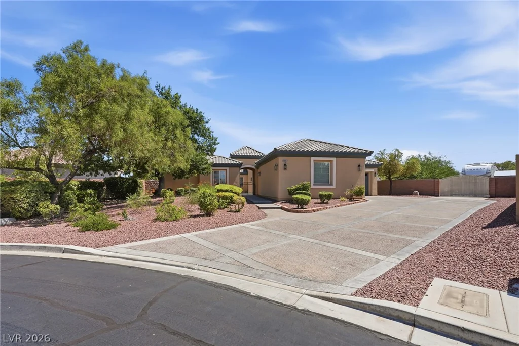 6883 May Basket, Las Vegas, NV 89131