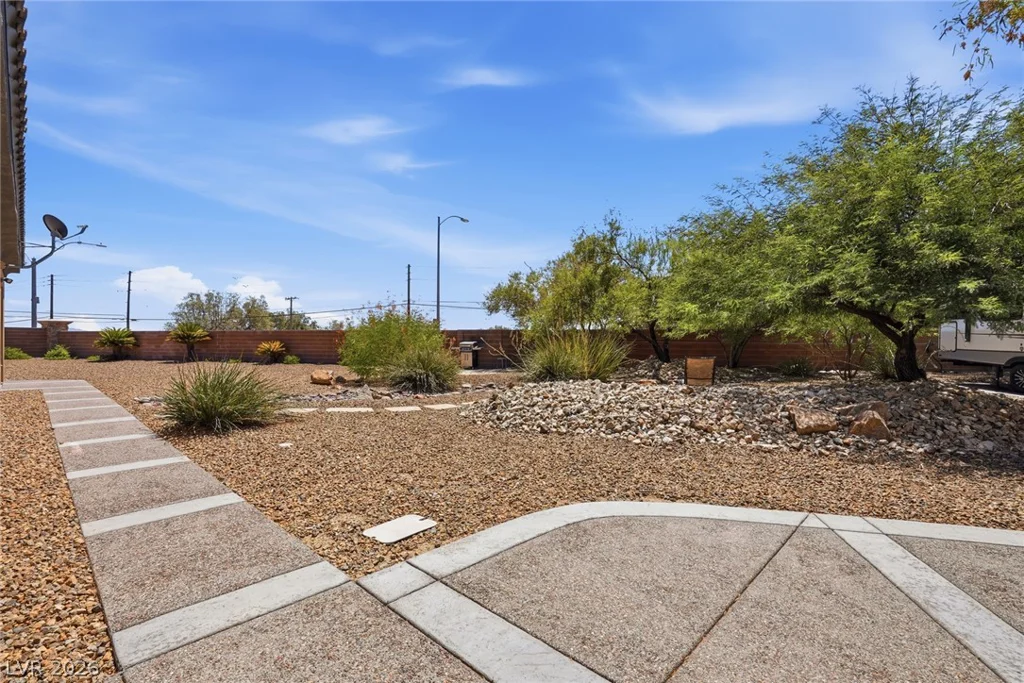 6883 May Basket, Las Vegas, NV 89131