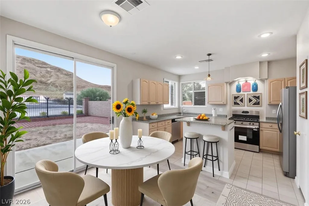 97 Bowler Springs, Las Vegas, NV 89148