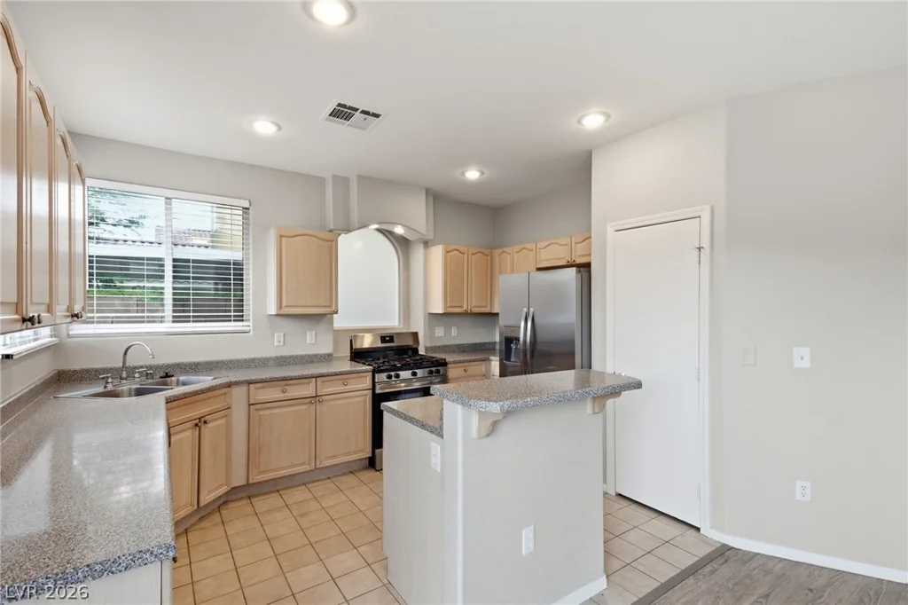 97 Bowler Springs, Las Vegas, NV 89148