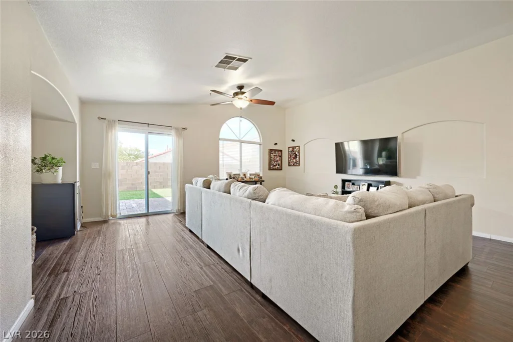 3488 Cherbourg, Las Vegas, NV 89141