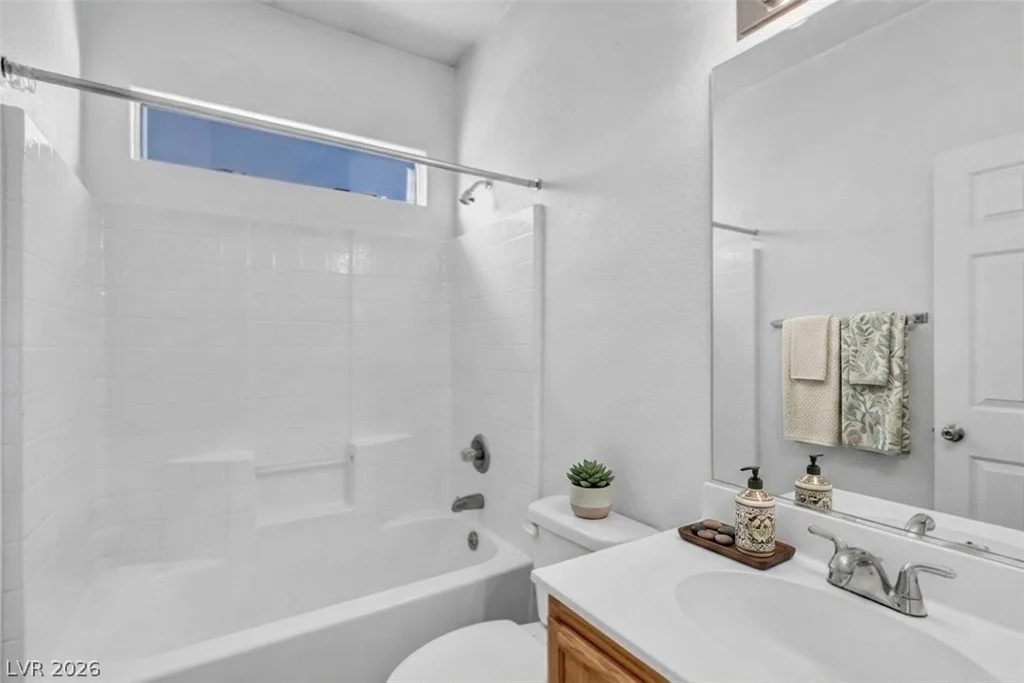 5319 Crestpoint Watch, North Las Vegas, NV 89031