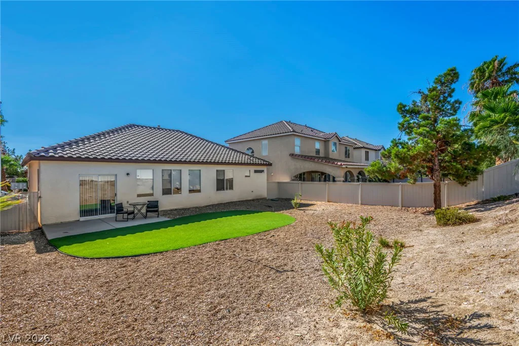 5319 Crestpoint Watch, North Las Vegas, NV 89031