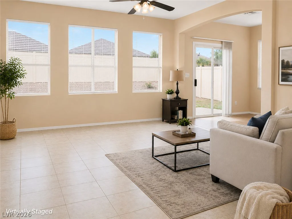 5319 Crestpoint Watch, North Las Vegas, NV 89031