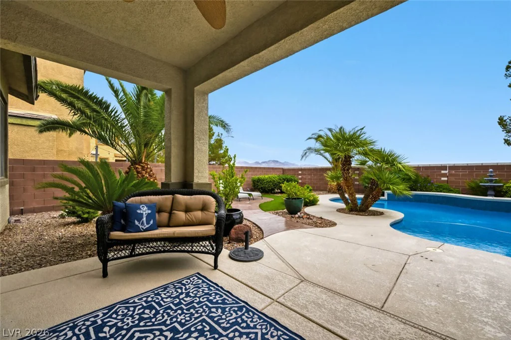8304 Seven Falls, North Las Vegas, NV 89085