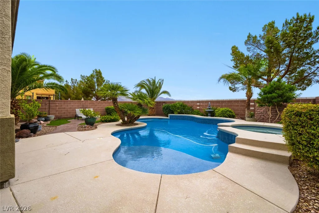 8304 Seven Falls, North Las Vegas, NV 89085