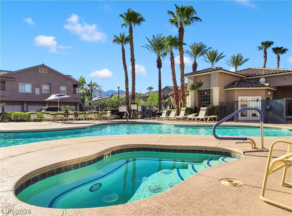 2000 Quarry Ridge, Las Vegas, NV 89117