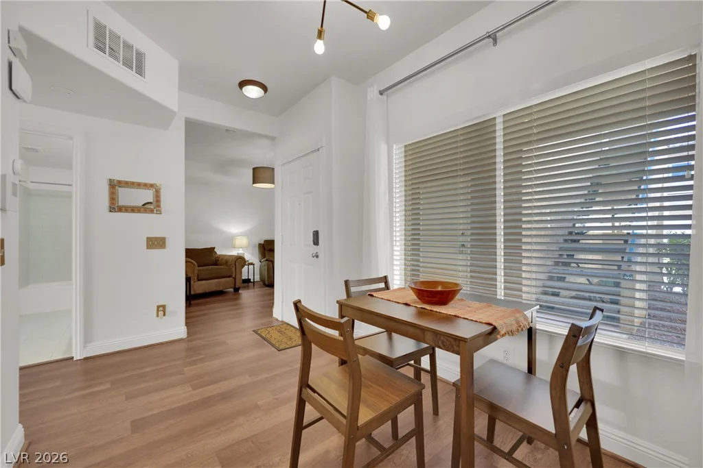 2000 Quarry Ridge, Las Vegas, NV 89117