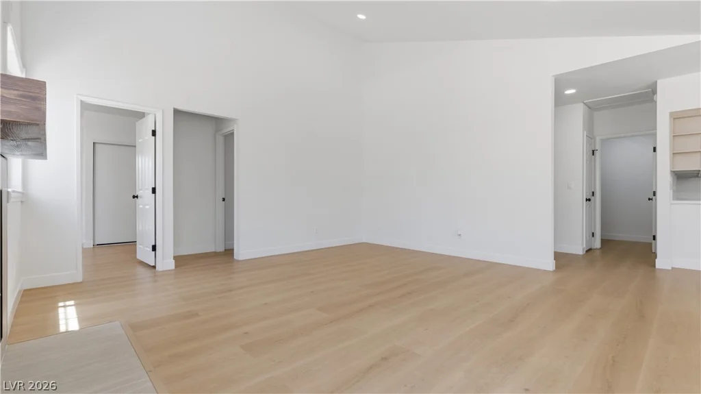 251 Cimarron, Las Vegas, NV 89145