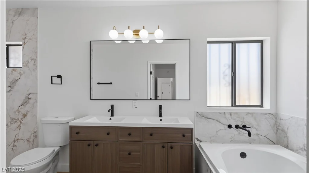 251 Cimarron, Las Vegas, NV 89145