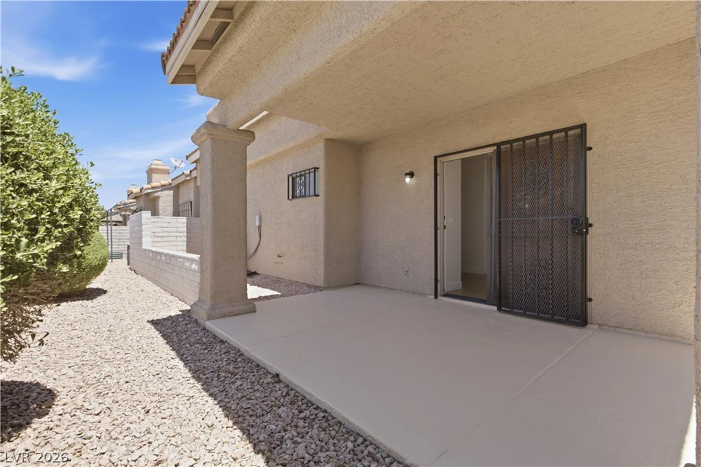 251 Cimarron, Las Vegas, NV 89145