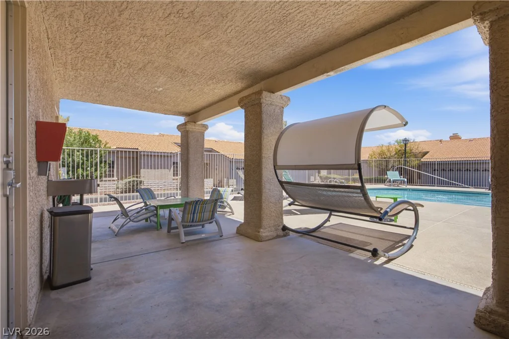 251 Cimarron, Las Vegas, NV 89145