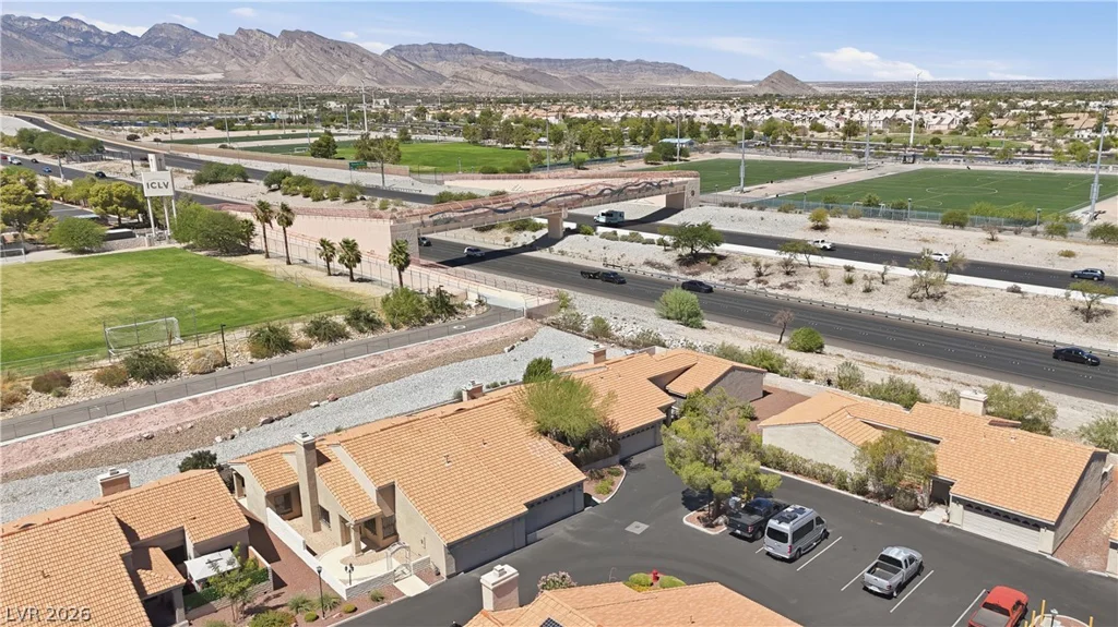 251 Cimarron, Las Vegas, NV 89145