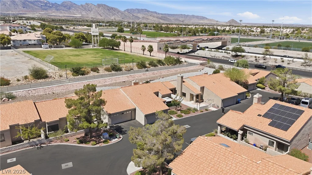 251 Cimarron, Las Vegas, NV 89145