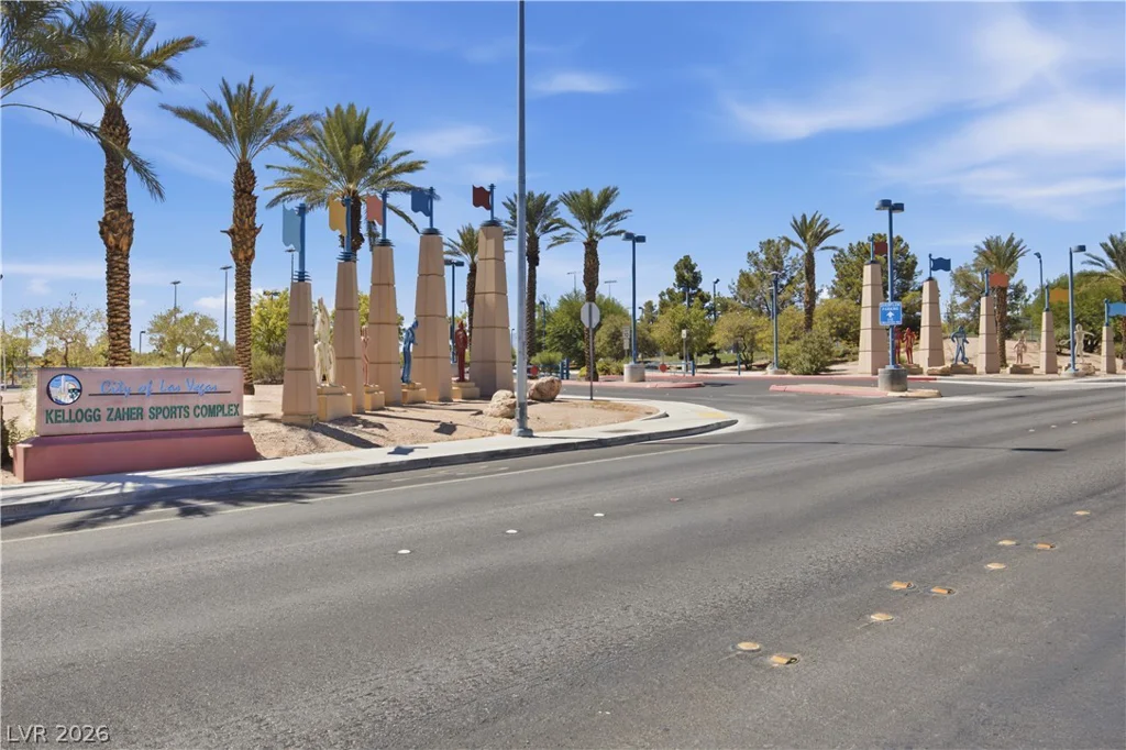 251 Cimarron, Las Vegas, NV 89145