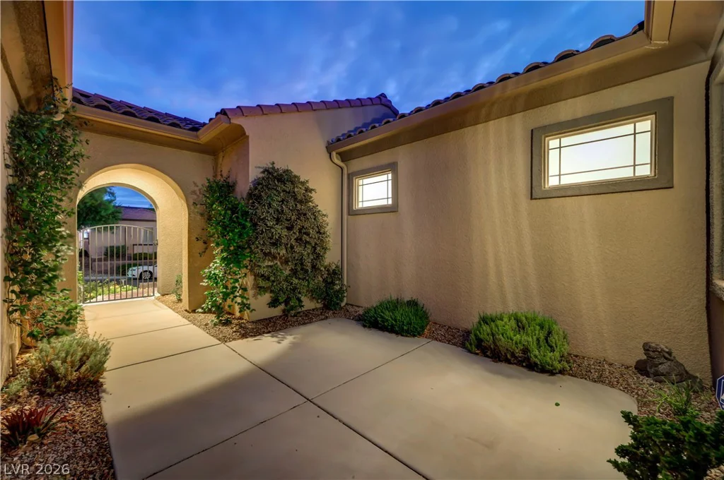 2586 Kinghorn, Henderson, NV 89044