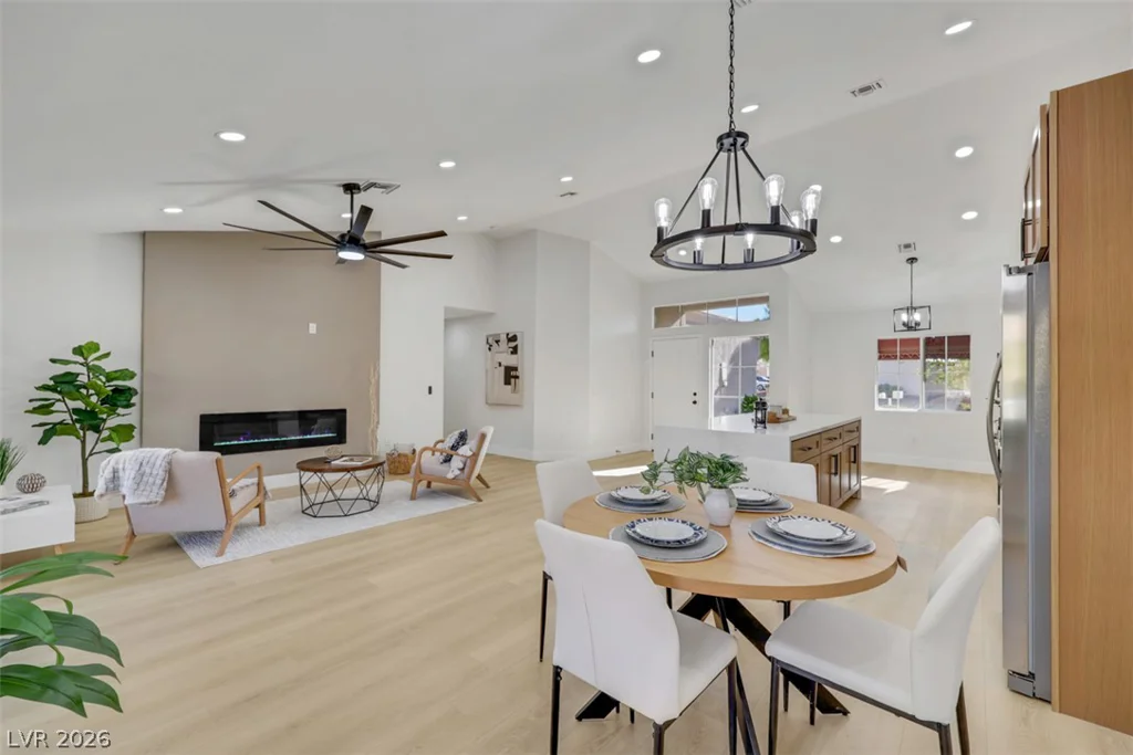 2448 Sunup, Las Vegas, NV 89134