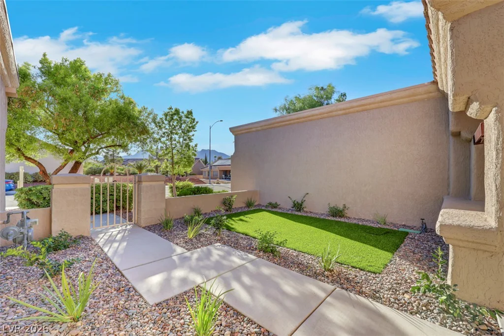 2448 Sunup, Las Vegas, NV 89134