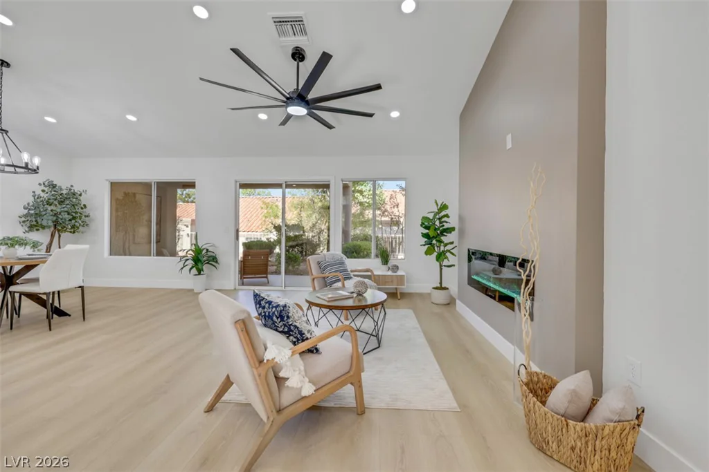 2448 Sunup, Las Vegas, NV 89134