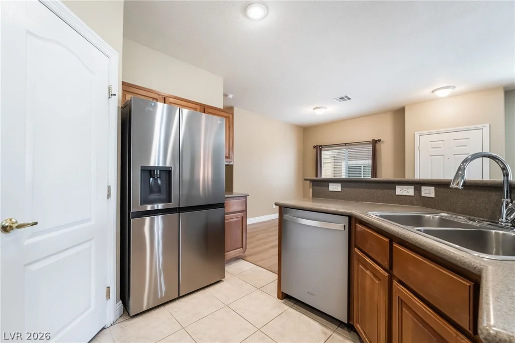 1080 Slate Crossing, Henderson, NV 89002