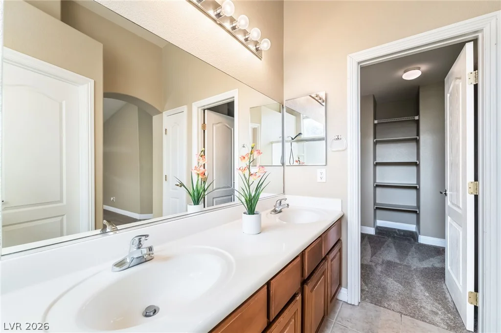 1080 Slate Crossing, Henderson, NV 89002