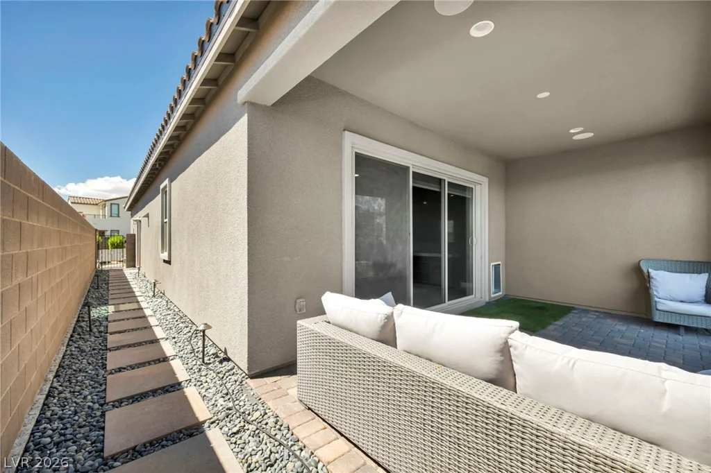 11584 Painted Chasm Way, Las Vegas, NV 89138