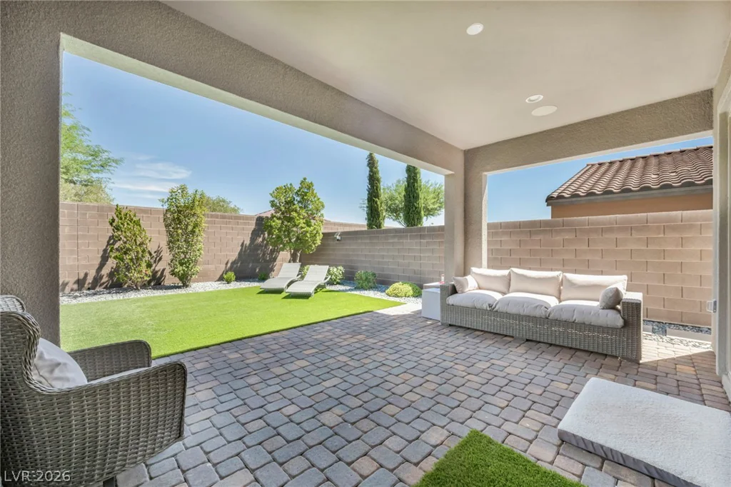 11584 Painted Chasm Way, Las Vegas, NV 89138