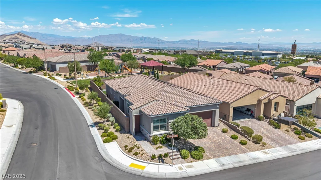 11584 Painted Chasm Way, Las Vegas, NV 89138