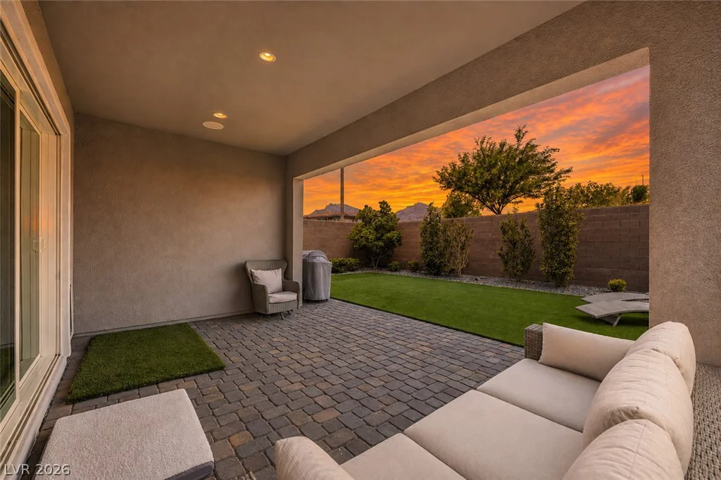11584 Painted Chasm Way, Las Vegas, NV 89138