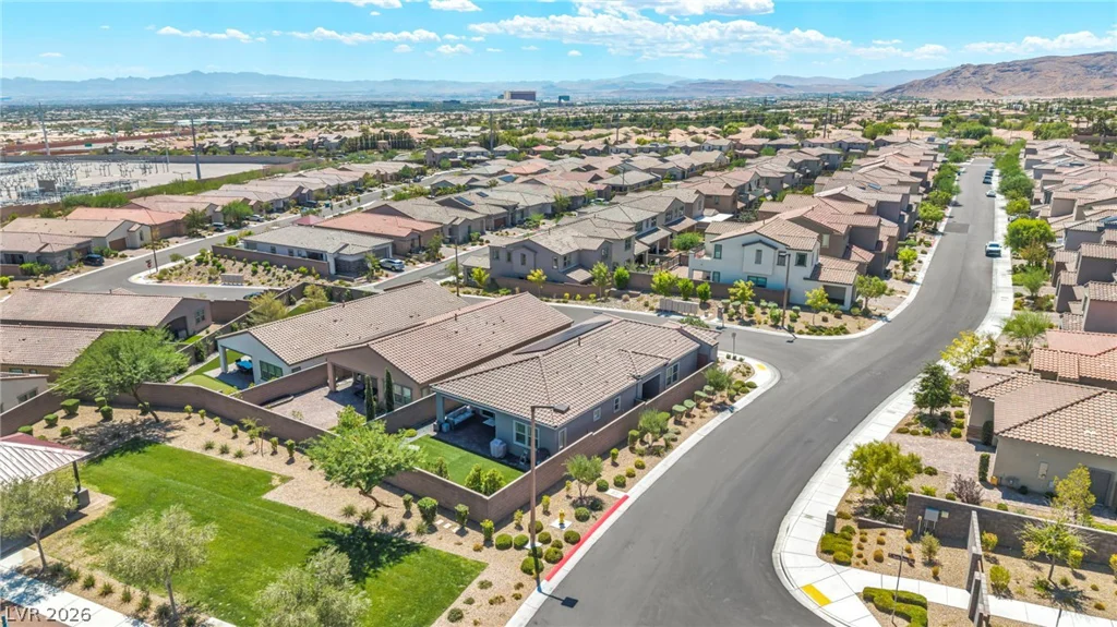 11584 Painted Chasm Way, Las Vegas, NV 89138