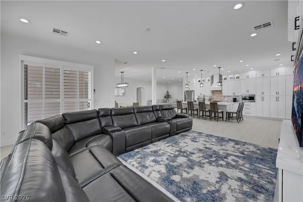 7364 Parading Pokey, Las Vegas, NV 89131
