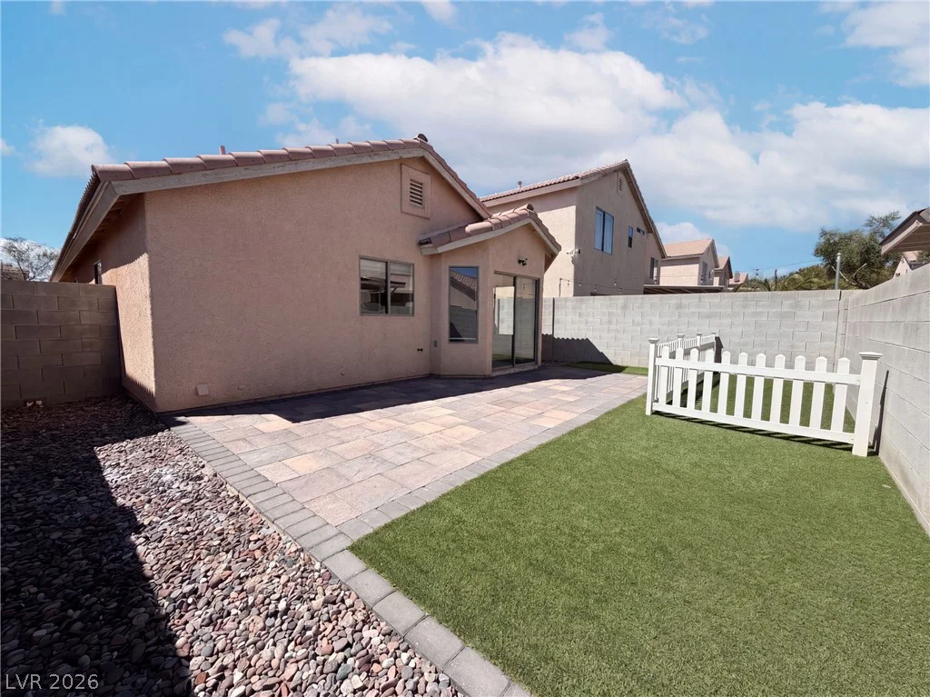 4818 Lone Grove, Las Vegas, NV 89139