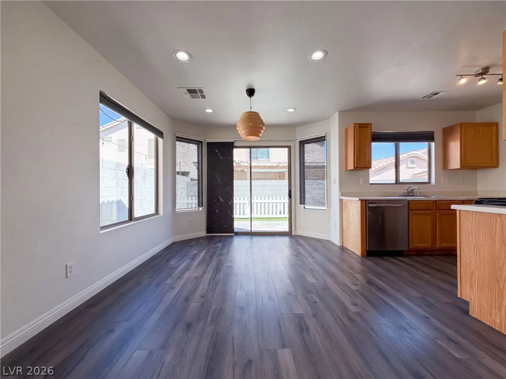 4818 Lone Grove, Las Vegas, NV 89139