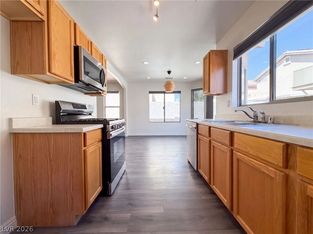 4818 Lone Grove, Las Vegas, NV 89139