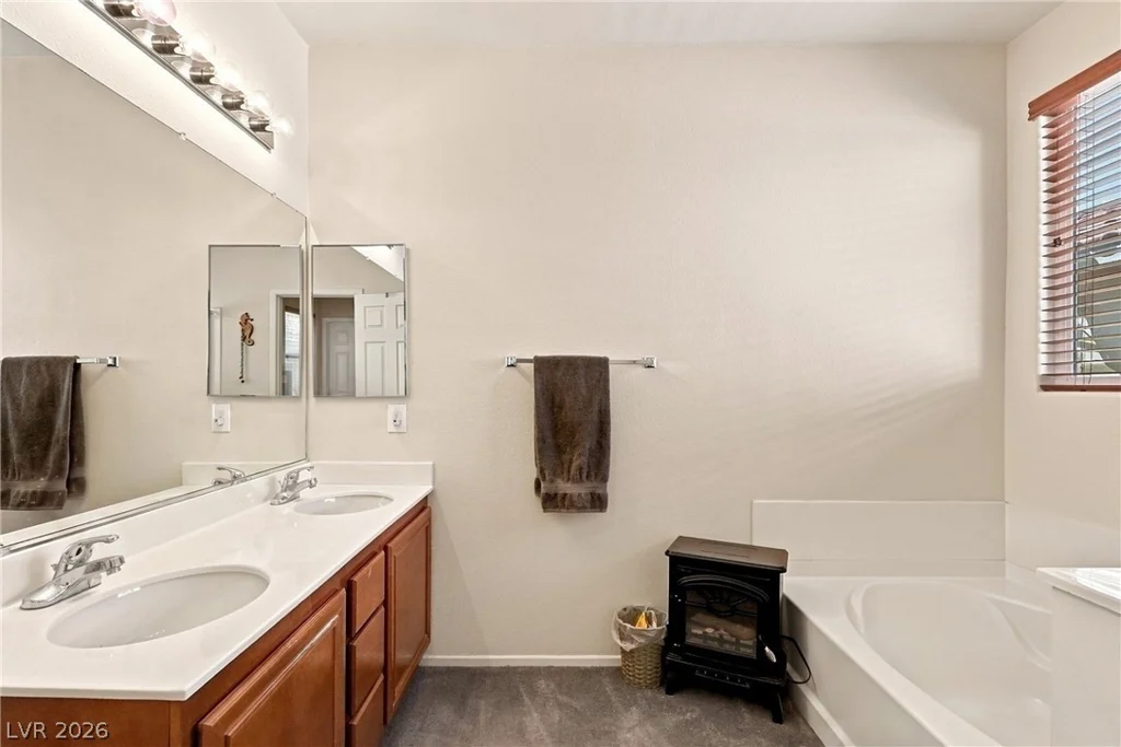 3160 McLennan, North Las Vegas, NV 89081