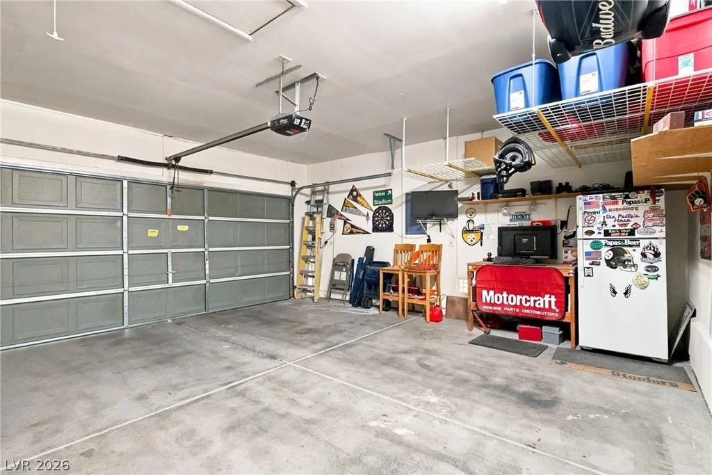 3160 McLennan, North Las Vegas, NV 89081