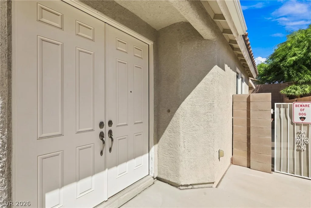 3160 McLennan, North Las Vegas, NV 89081