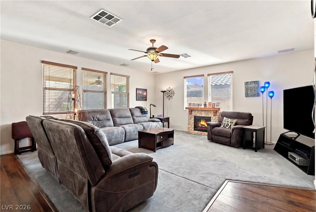3160 McLennan, North Las Vegas, NV 89081