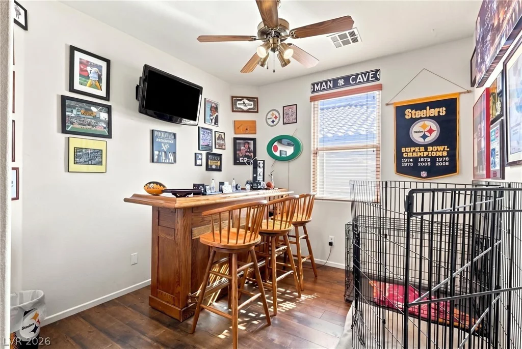 3160 McLennan, North Las Vegas, NV 89081