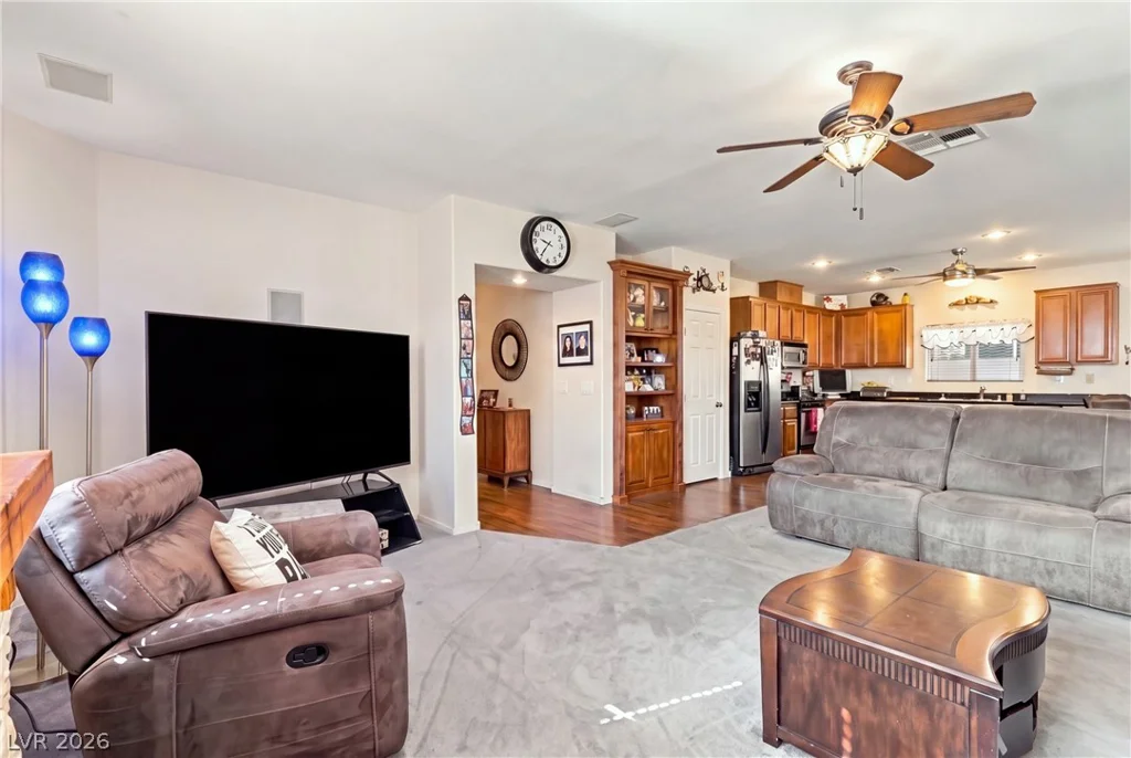 3160 McLennan, North Las Vegas, NV 89081