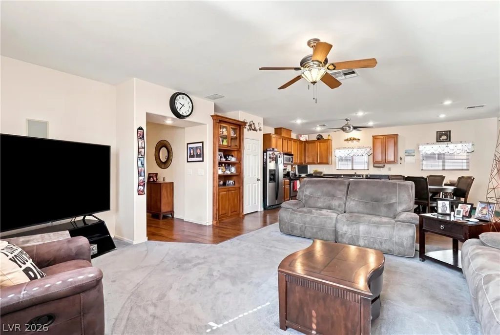 3160 McLennan, North Las Vegas, NV 89081