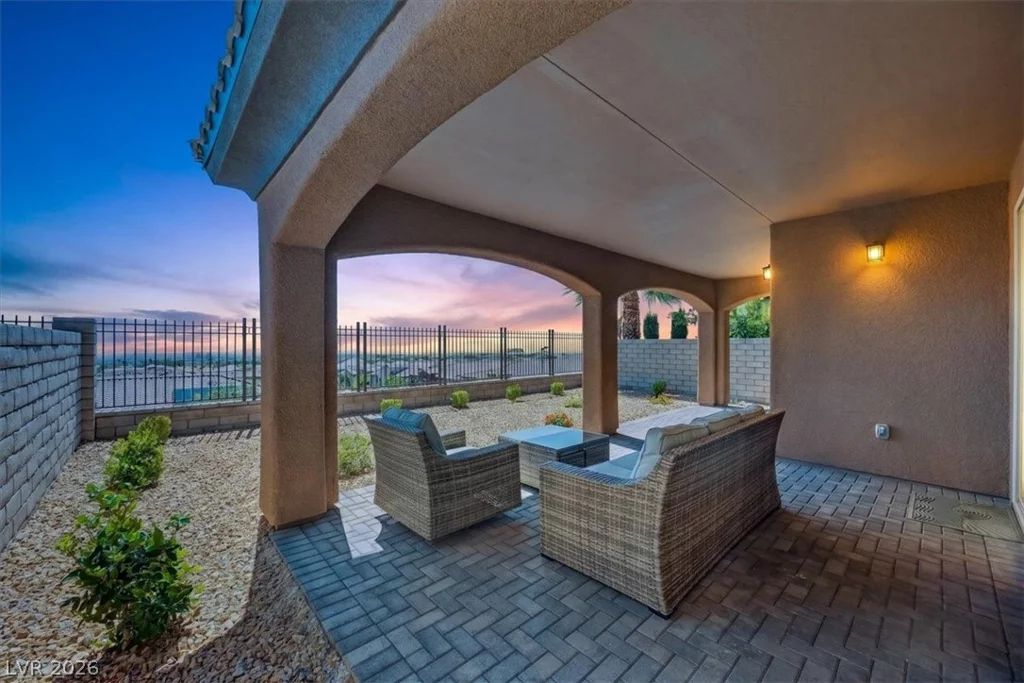 36 Berneri, Las Vegas, NV 89138