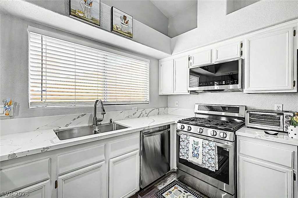 2035 Warm Springs, Las Vegas, NV 89119