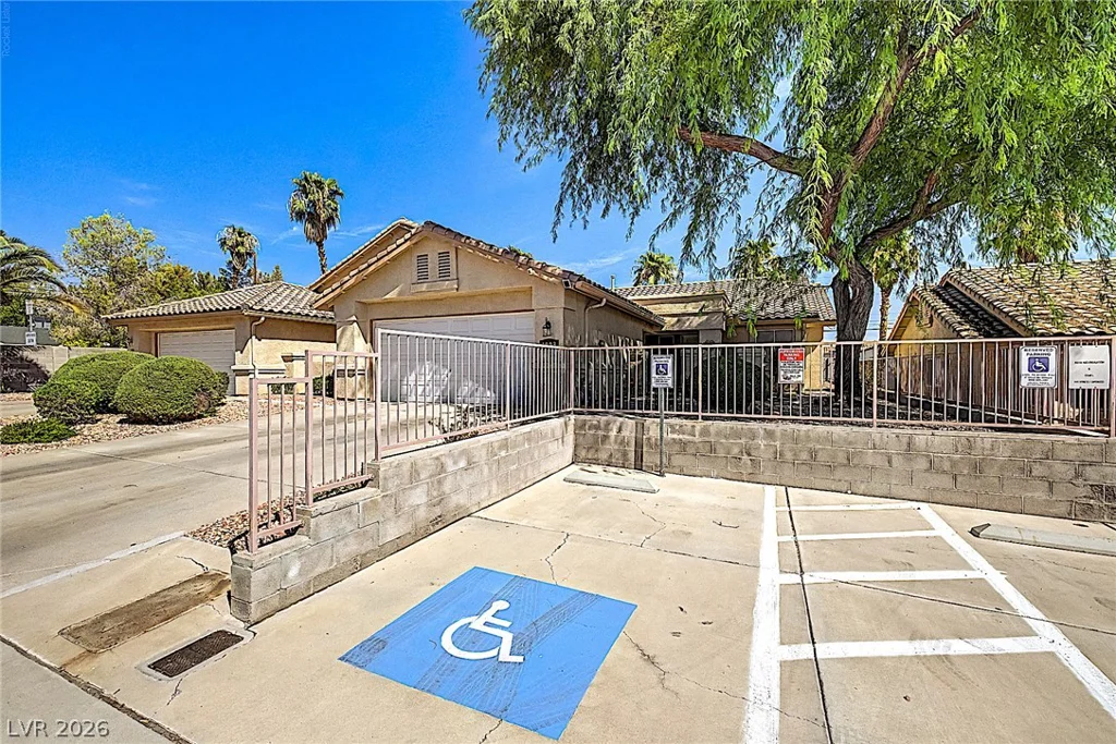 2035 Warm Springs, Las Vegas, NV 89119